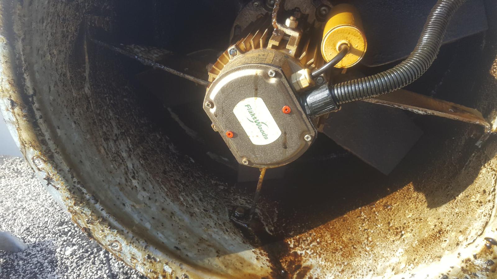 Commercial Extractor Fan Cleaning.